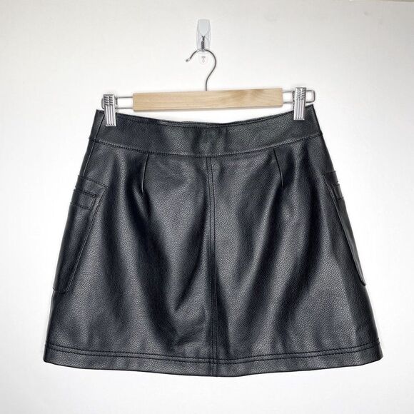 Free People Faux Leather Mini Skirt Black High Rise A Line Vegan Size 0 - Picture 4 of 8
